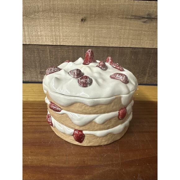 Strawberry Shortcake Cake Candy Jar Trinket Jar Ceramic 6” Wide Rare - Picture 1 of 8